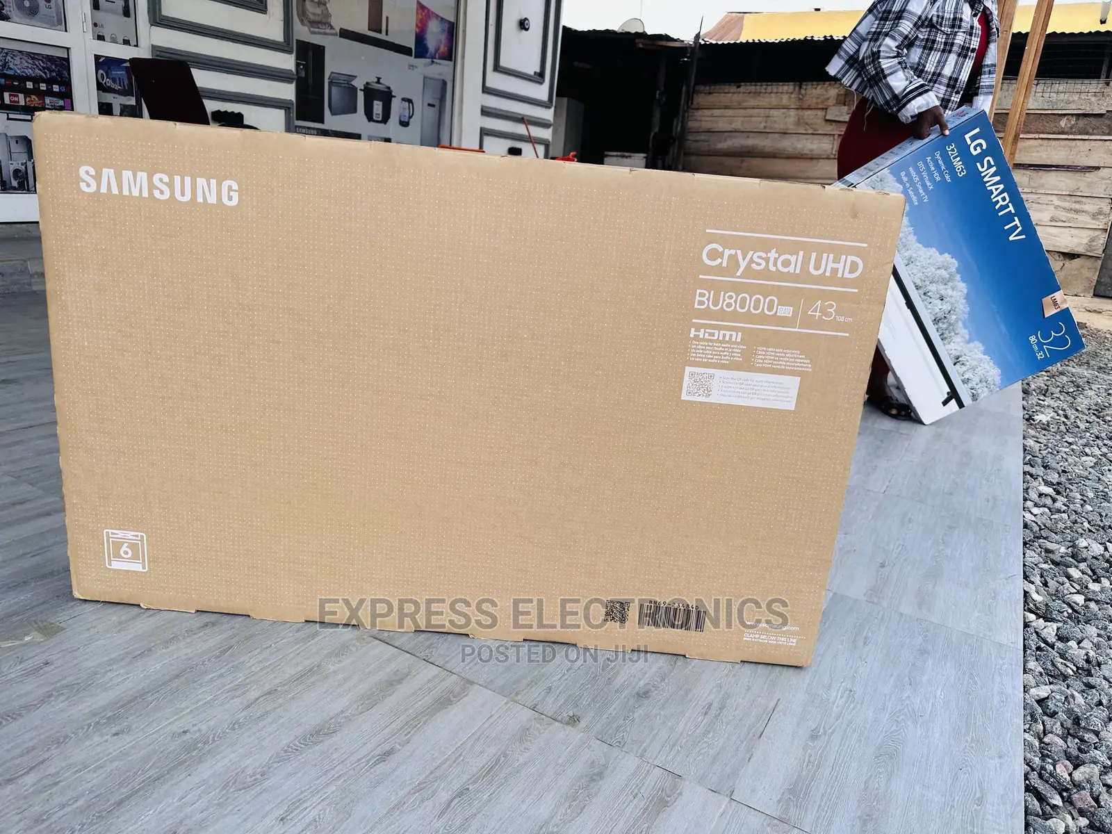 Fabulous Job Samsung UHD Smart 43”Bu8082 Tv