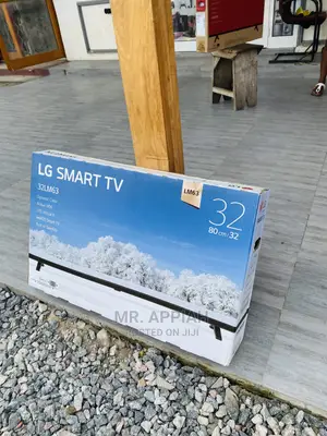 Newly in Stock LG 32 Inch Smart LED Tv(32lm637)+ Remote,.
