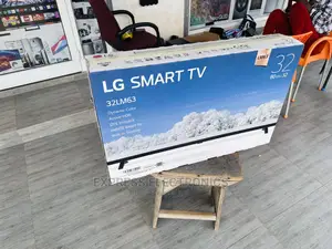 Dynamic Color FHD Smart LG LM637 32” Tv
