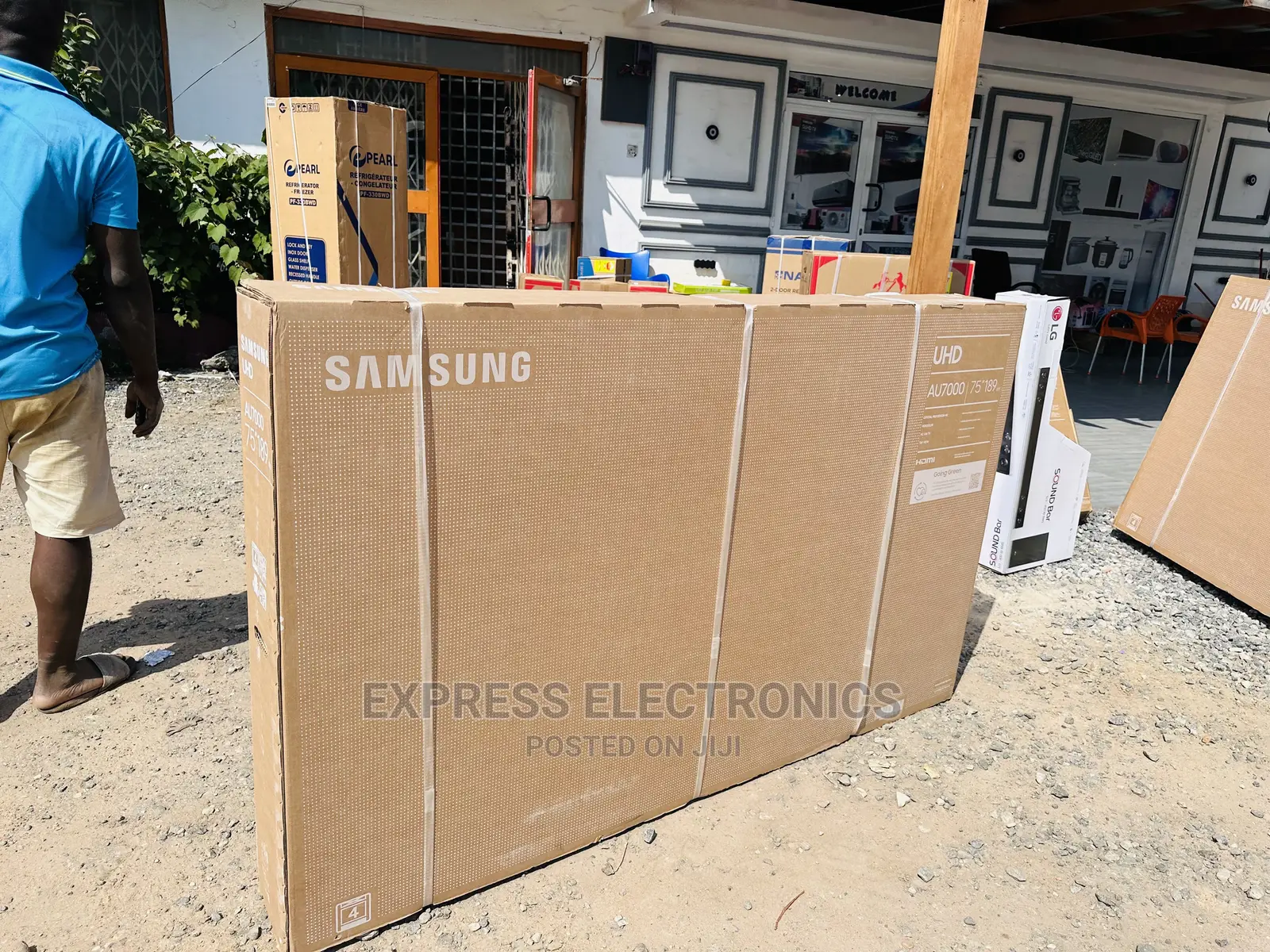 10gig Home of Quality TVS Samsung UHD Smart 75”Au7000