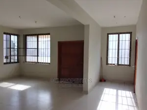 3bdrm Apartment in Dki Properties, Valley View Area for rent