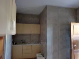 3bdrm Apartment in Dki Properties, Valley View Area for rent