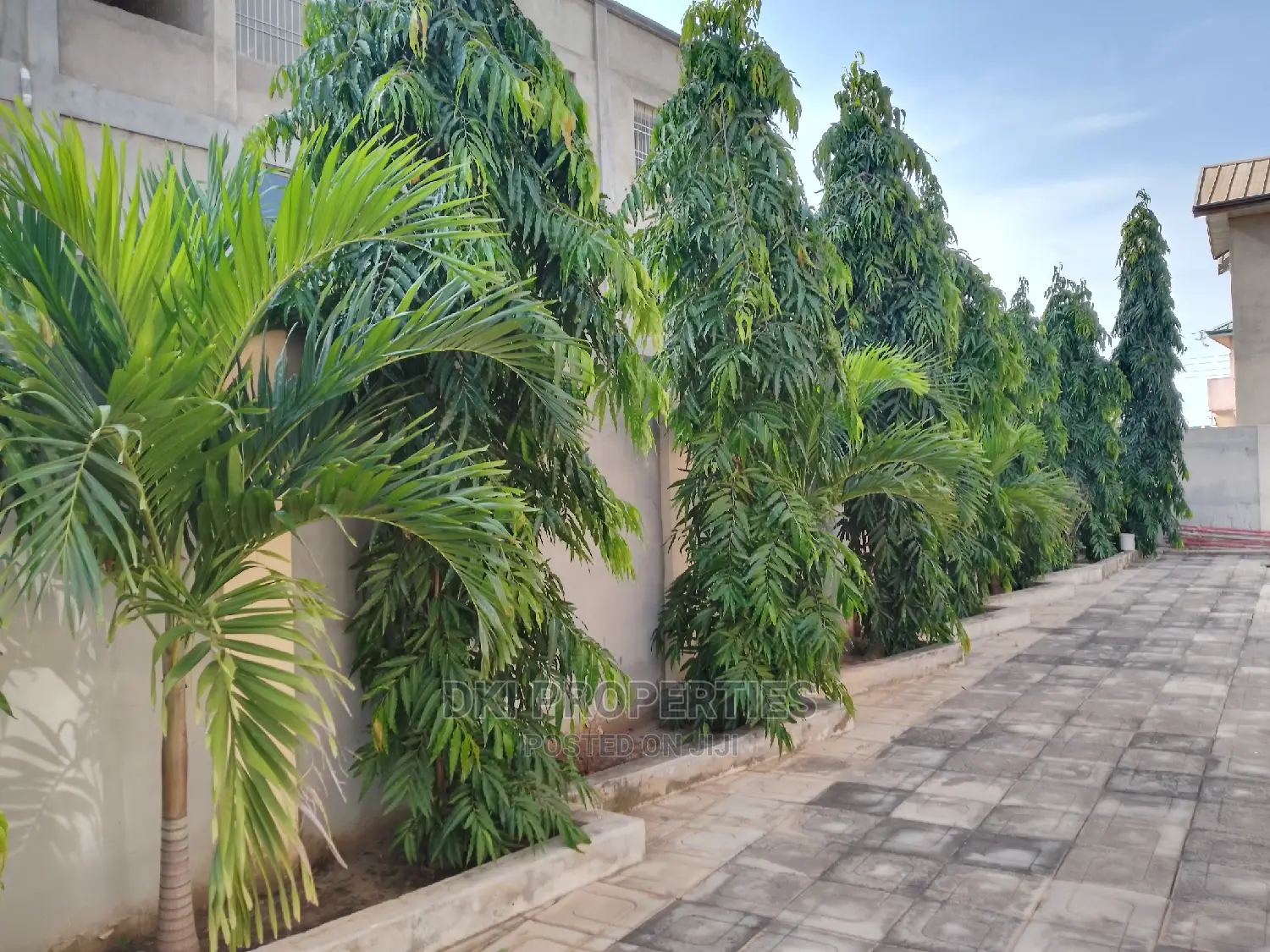 3bdrm Apartment in Dki Properties, Valley View Area for rent