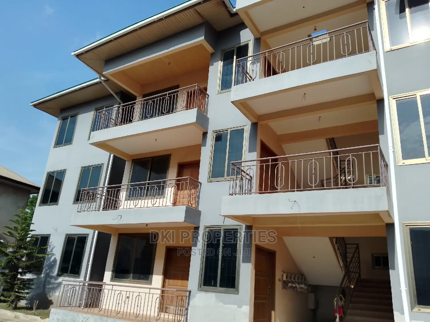 3bdrm Apartment in Dki Properties, Valley View Area for rent