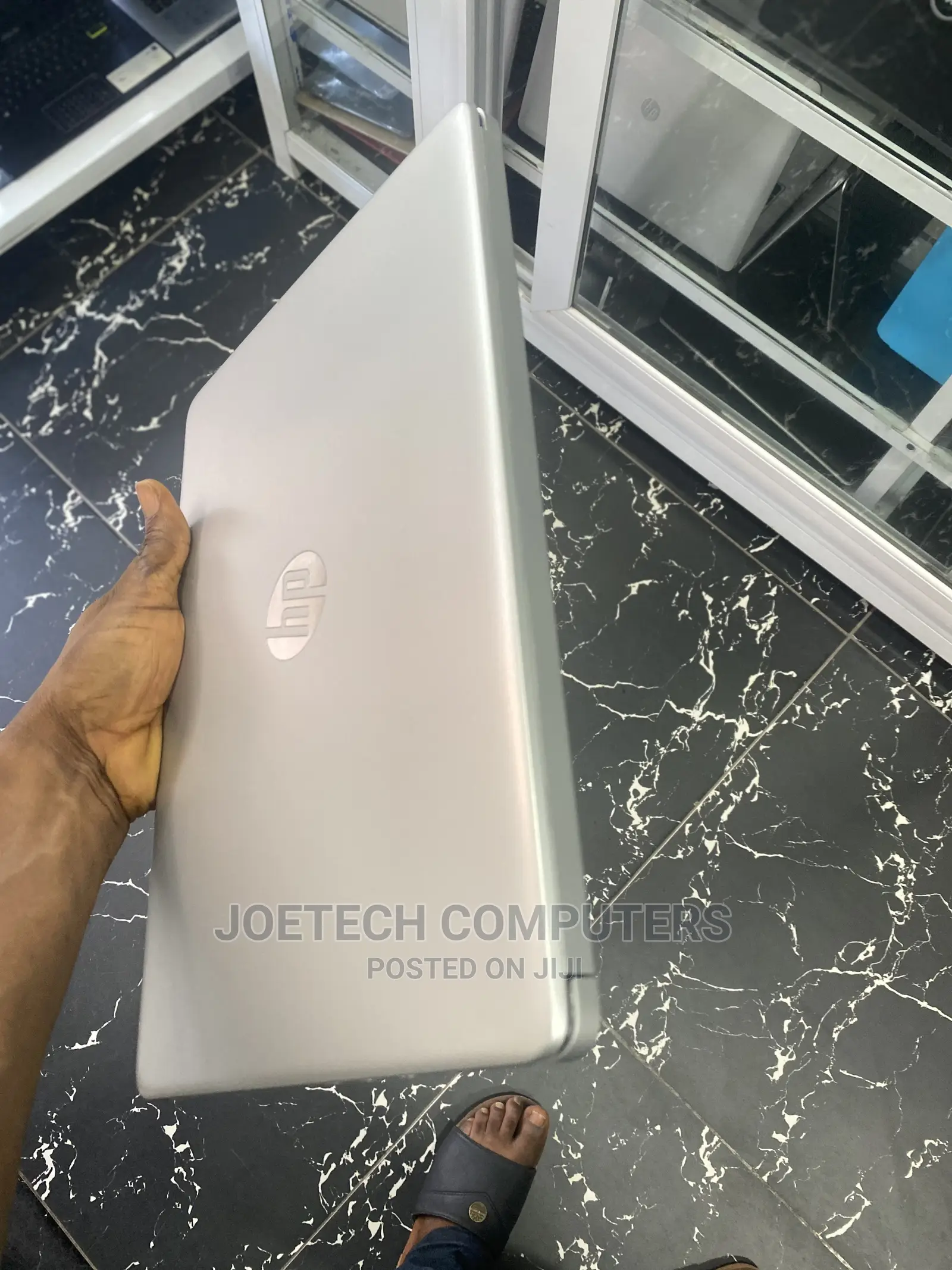 Laptop HP 14z 4GB Intel Celeron SSD 60GB