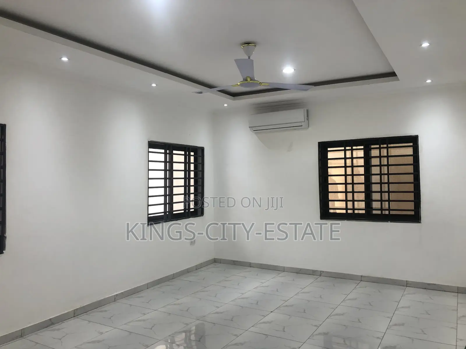 4bdrm House in Petroleum, Achimota for sale