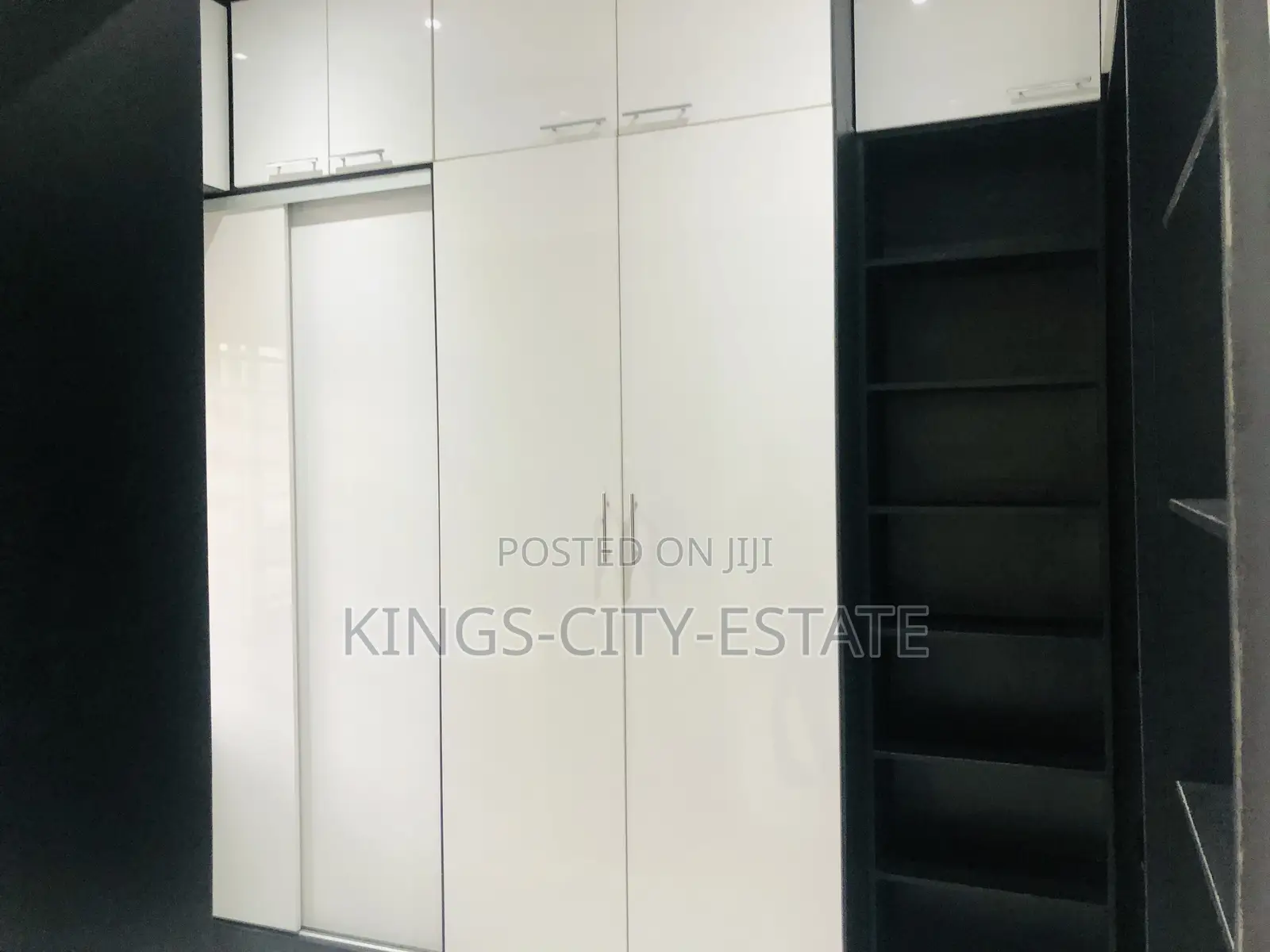 4bdrm House in Petroleum, Achimota for sale