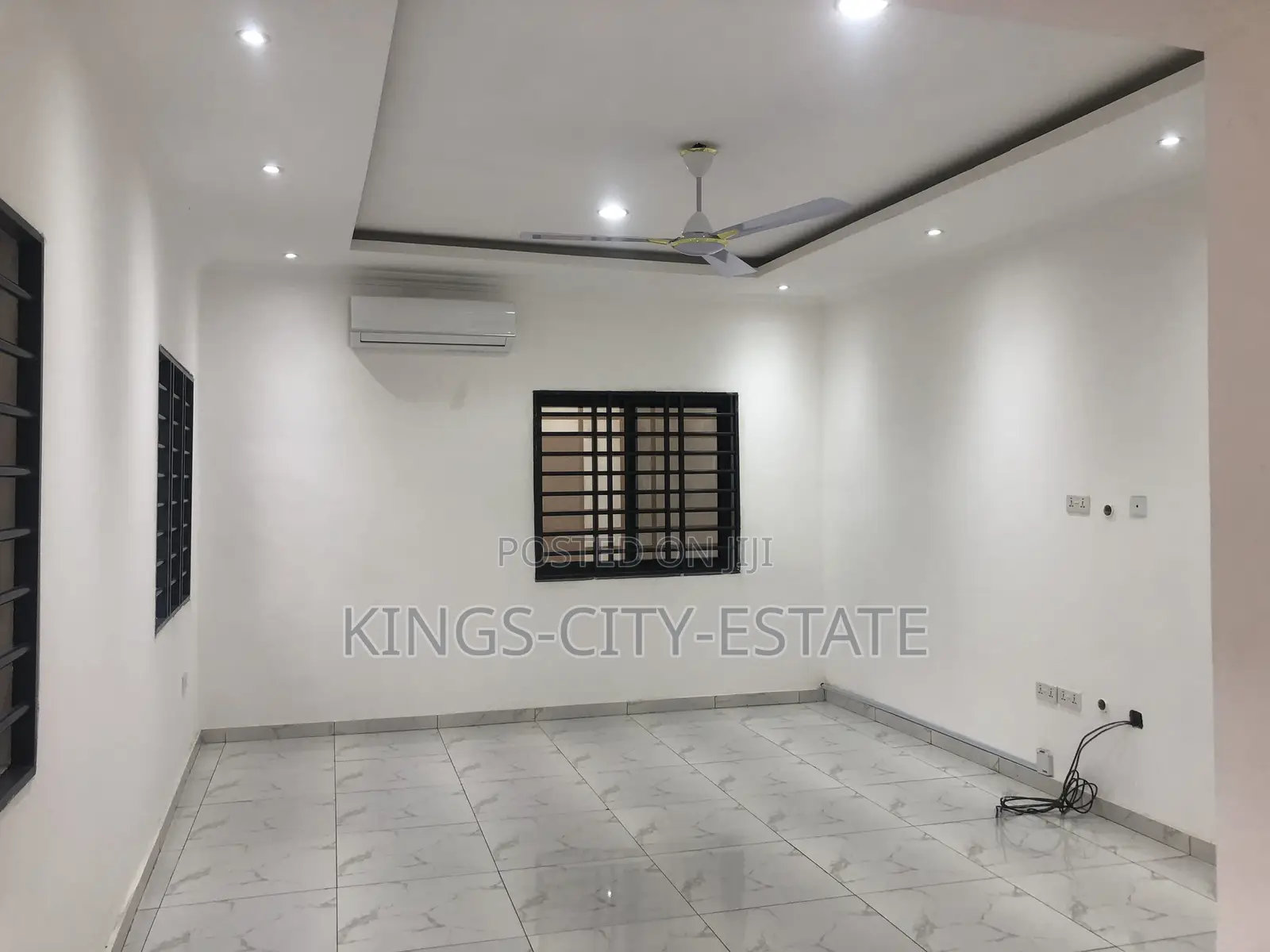 4bdrm House in Petroleum, Achimota for sale
