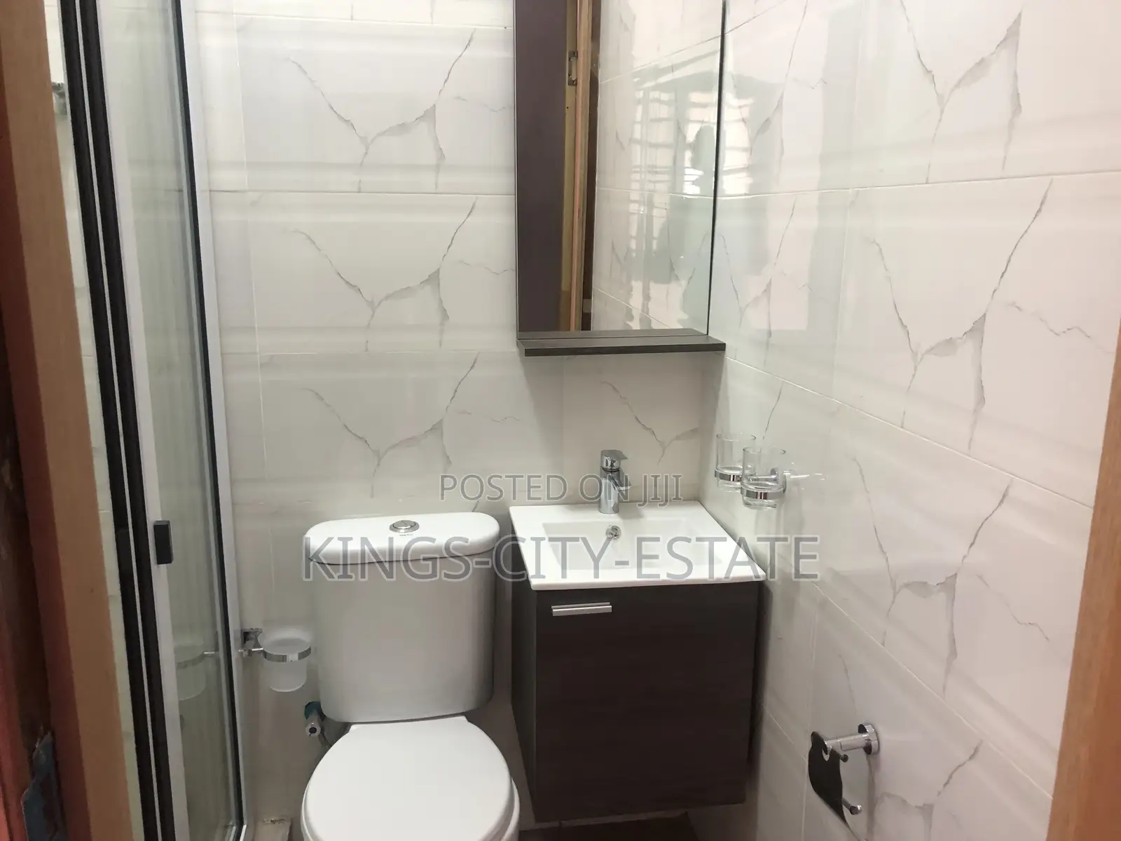 4bdrm House in Petroleum, Achimota for sale