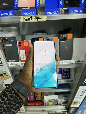 Samsung Galaxy S22+ 5G 256 GB White