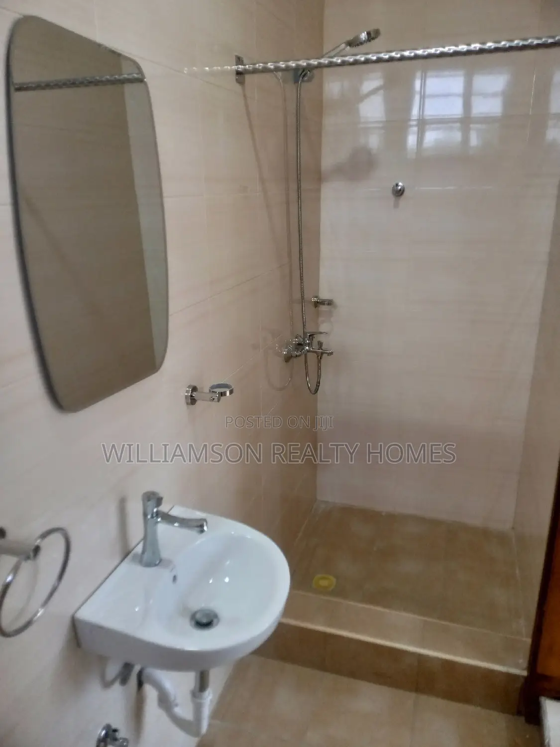 2bdrm Apartment in Adegonno Area, Spintex for rent
