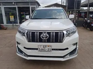Car Rentals Service in Ghana . Hire a Car . Hire a Prado.