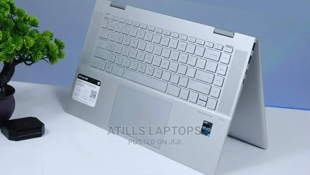 New Laptop HP Envy X360 15z 16GB Intel Core I7 SSD 512GB