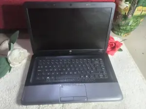 Laptop HP 240 6GB Intel Core I5 HDD 500GB