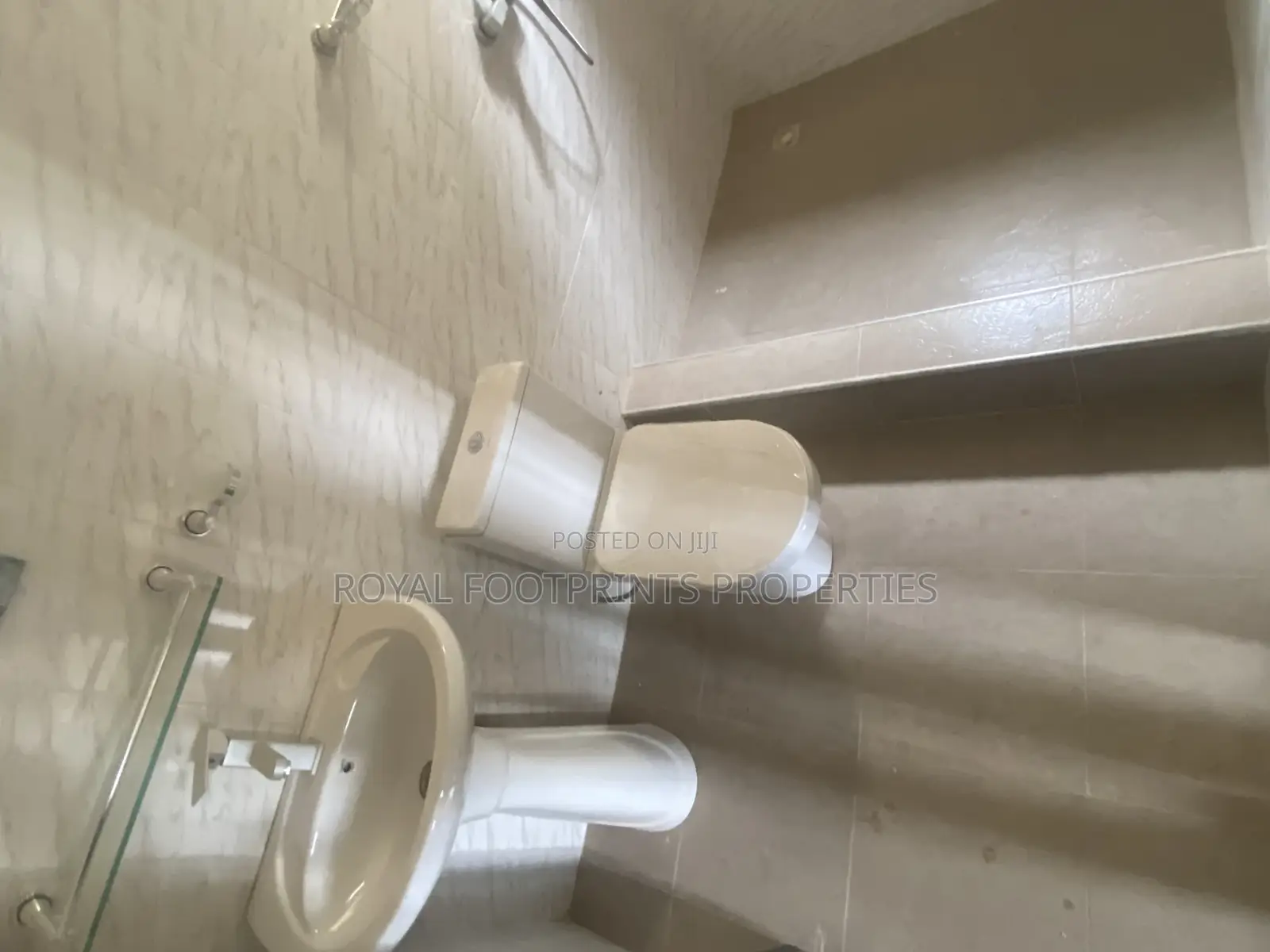3bdrm House in Royal Footprints, Oyarifa for sale