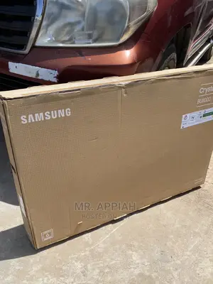 50AU8000 Authentic Samsung 50 Inch Crystal Uhd Smart Tv.