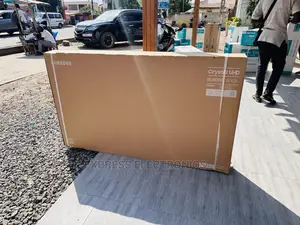 Naturally Glossy UHD Smart Samsung 65”Bu8000