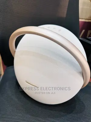 Adorable  New Bluetooth Speaker Onyx Studio 8
