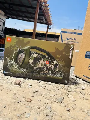 JBL Unique Design Bluetooth Soundbar Boombox2 Wireless