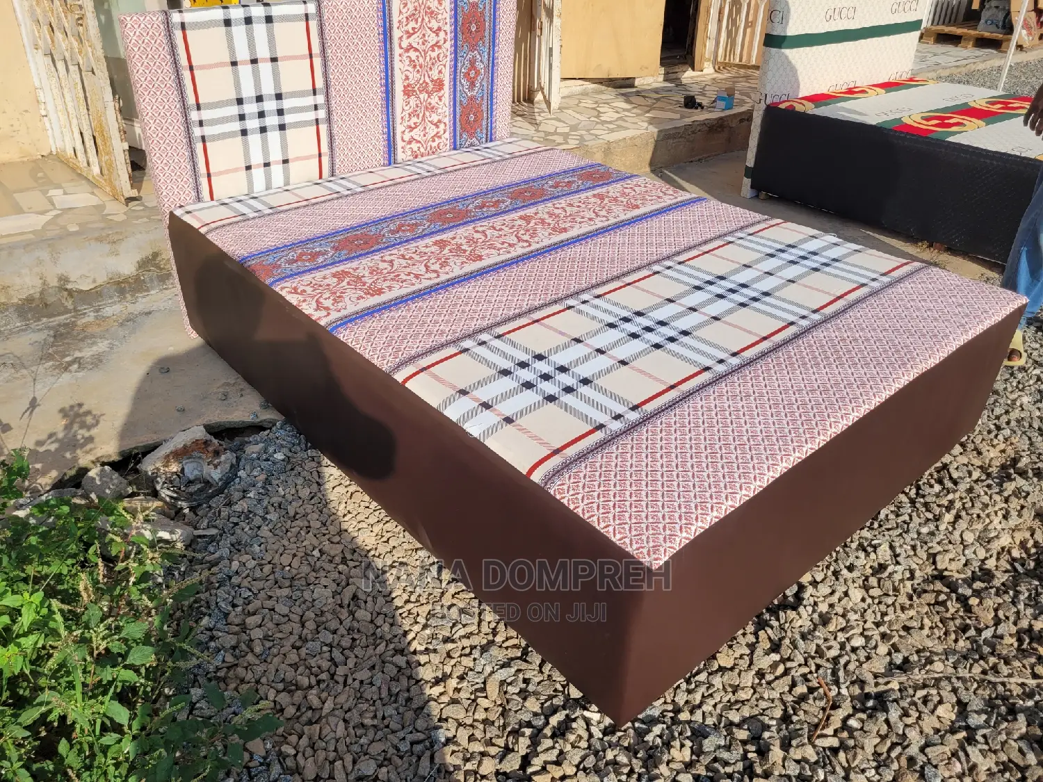 Inbuilt Double Bed