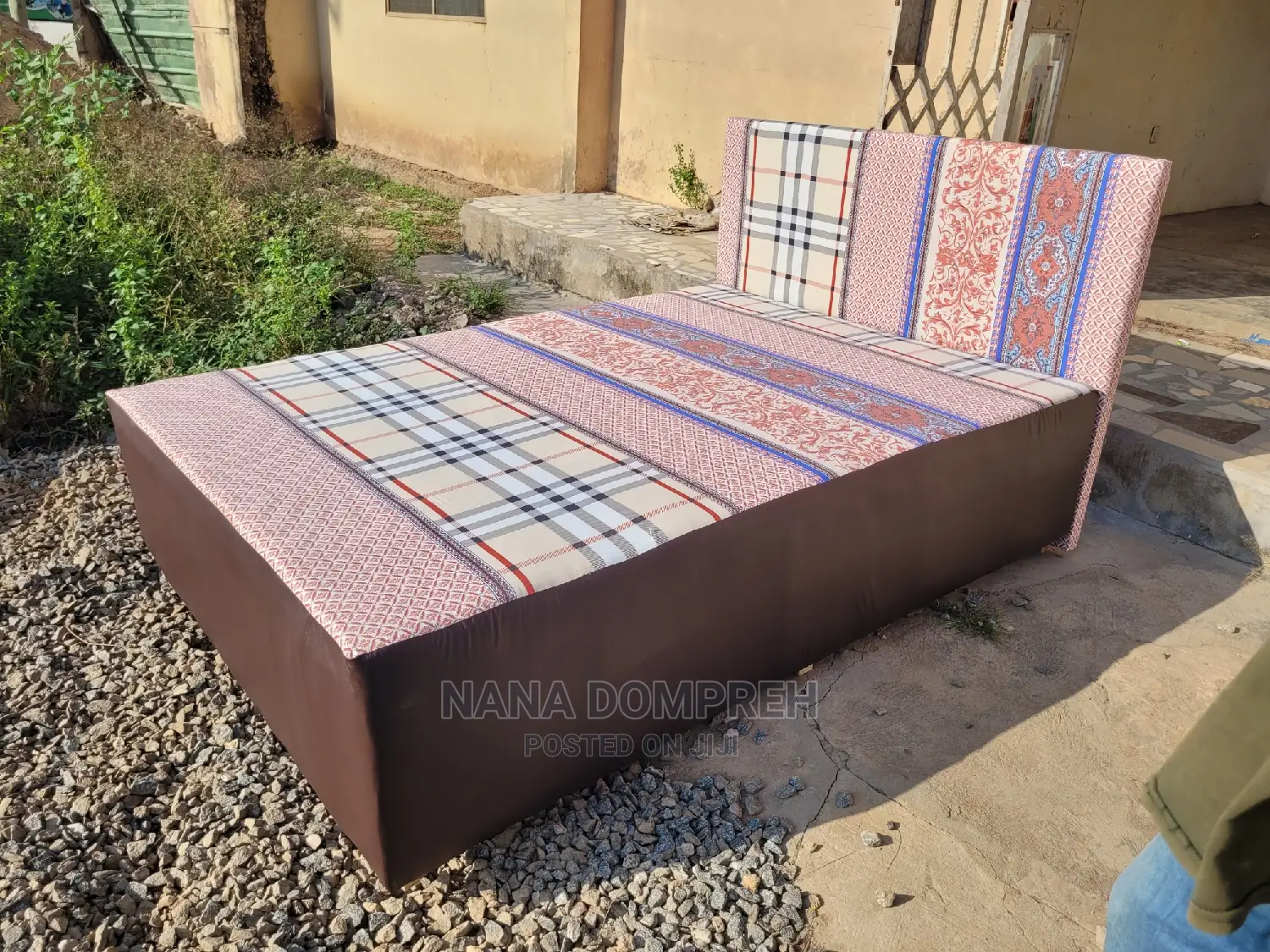 Inbuilt Double Bed