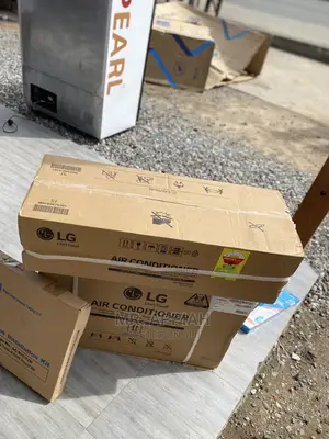 LG Dual Inventer Artcool Air Conditioner(S4-Q18KLRTE)White.
