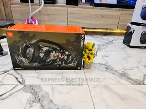 Neatly Sealed Boombox 3 Bluetooth Speaker
