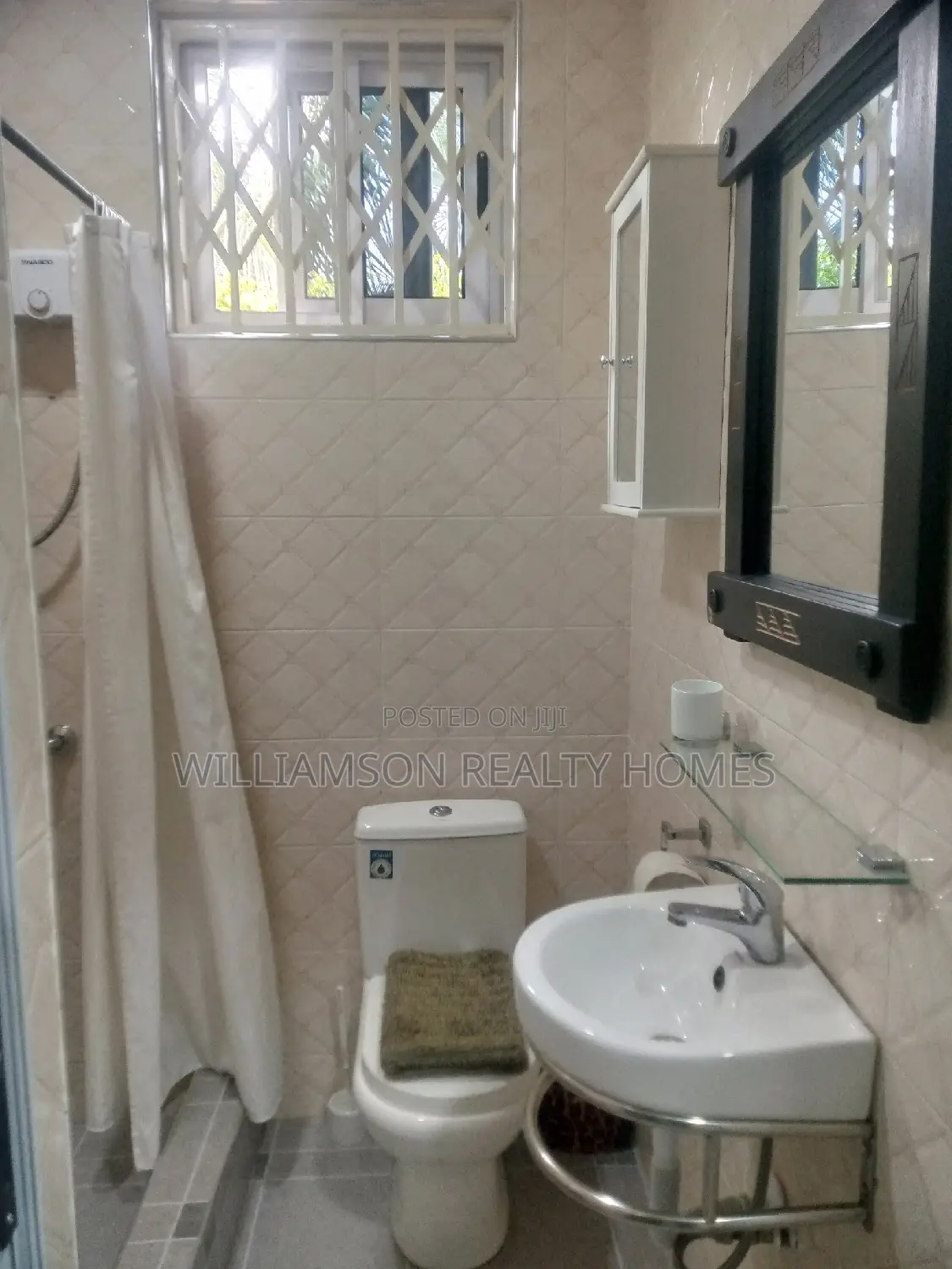 Luxury/Furnished Cham Hall Apt,Spintex