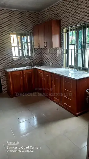 3bdrm Mansion in De-Icons Real Estate, Awutu Senya East Municipal