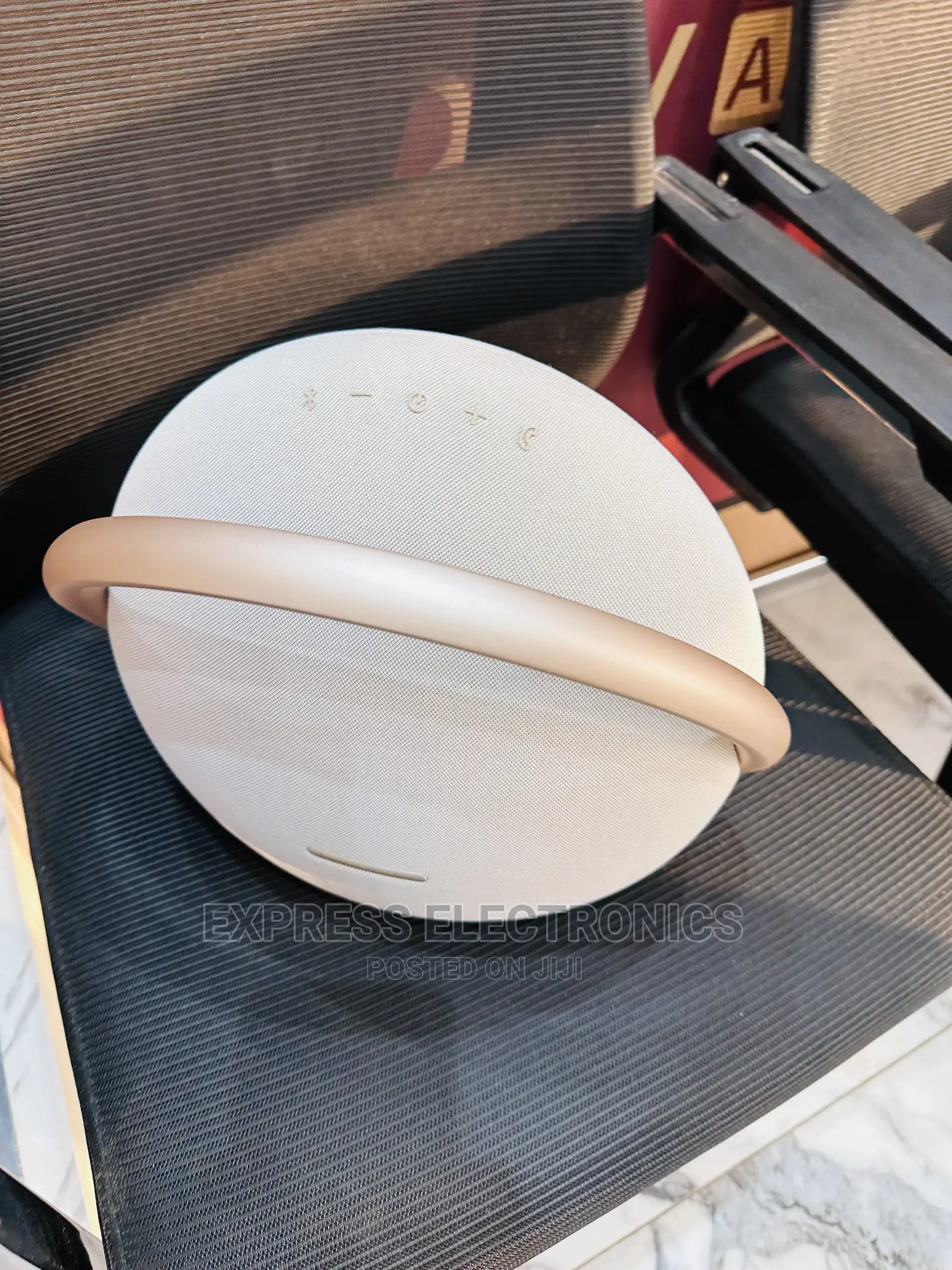 Onyx 8 Gold Color Bluetooth Speaker  