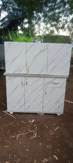 Quality Kitchen Cabinets ( Payment After Delivery)