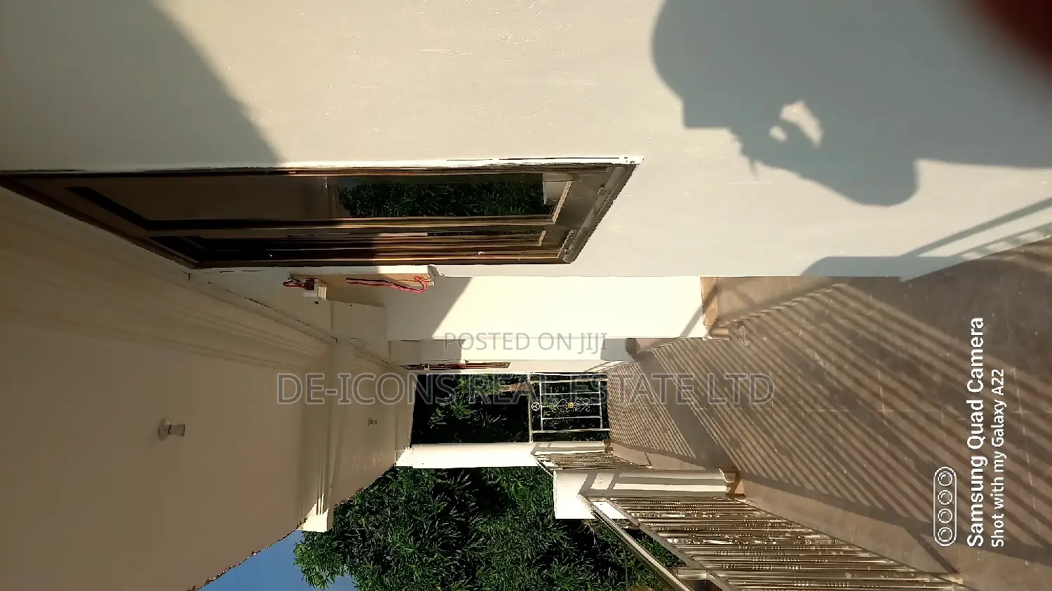 1bdrm Duplex in De-Icons Real Estate, Awutu Senya East Municipal