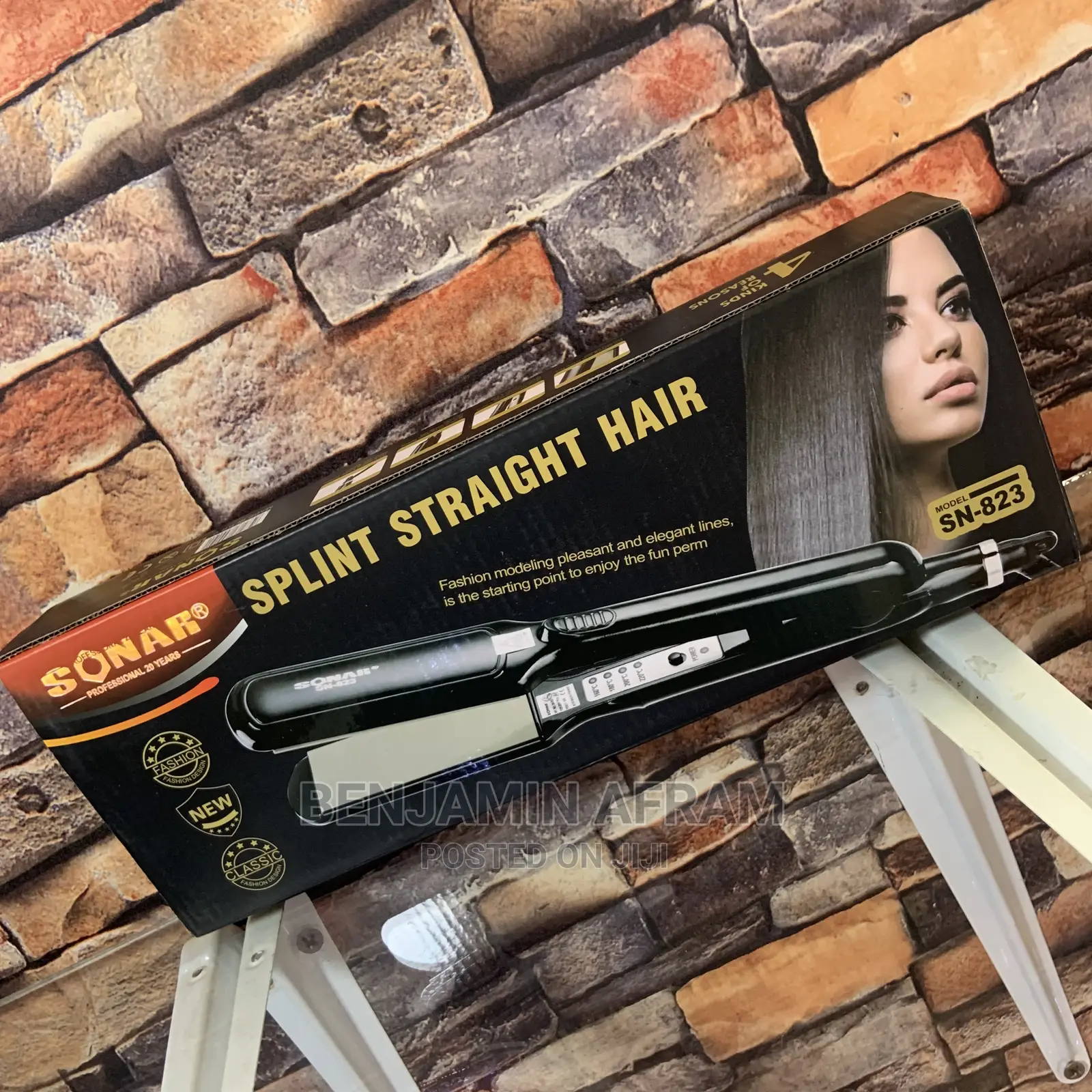 SN-823 Professional Hair Straightener