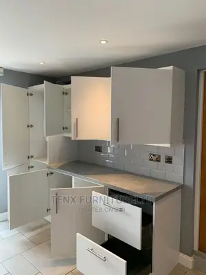 Kitchen Cabinet With Worktop