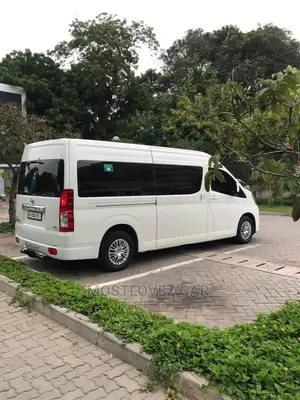 Rentals Vehicles? All Buses Rentals. Minivans and Buses