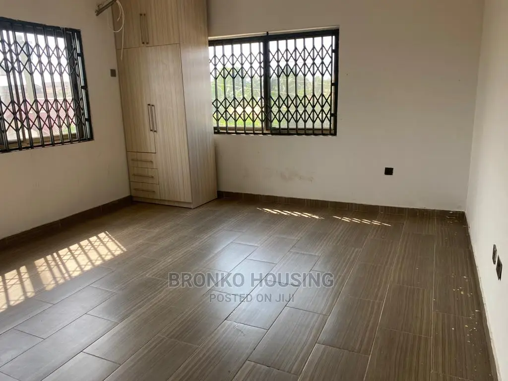 4bdrm House in Bronko Housing, Spintex for rent