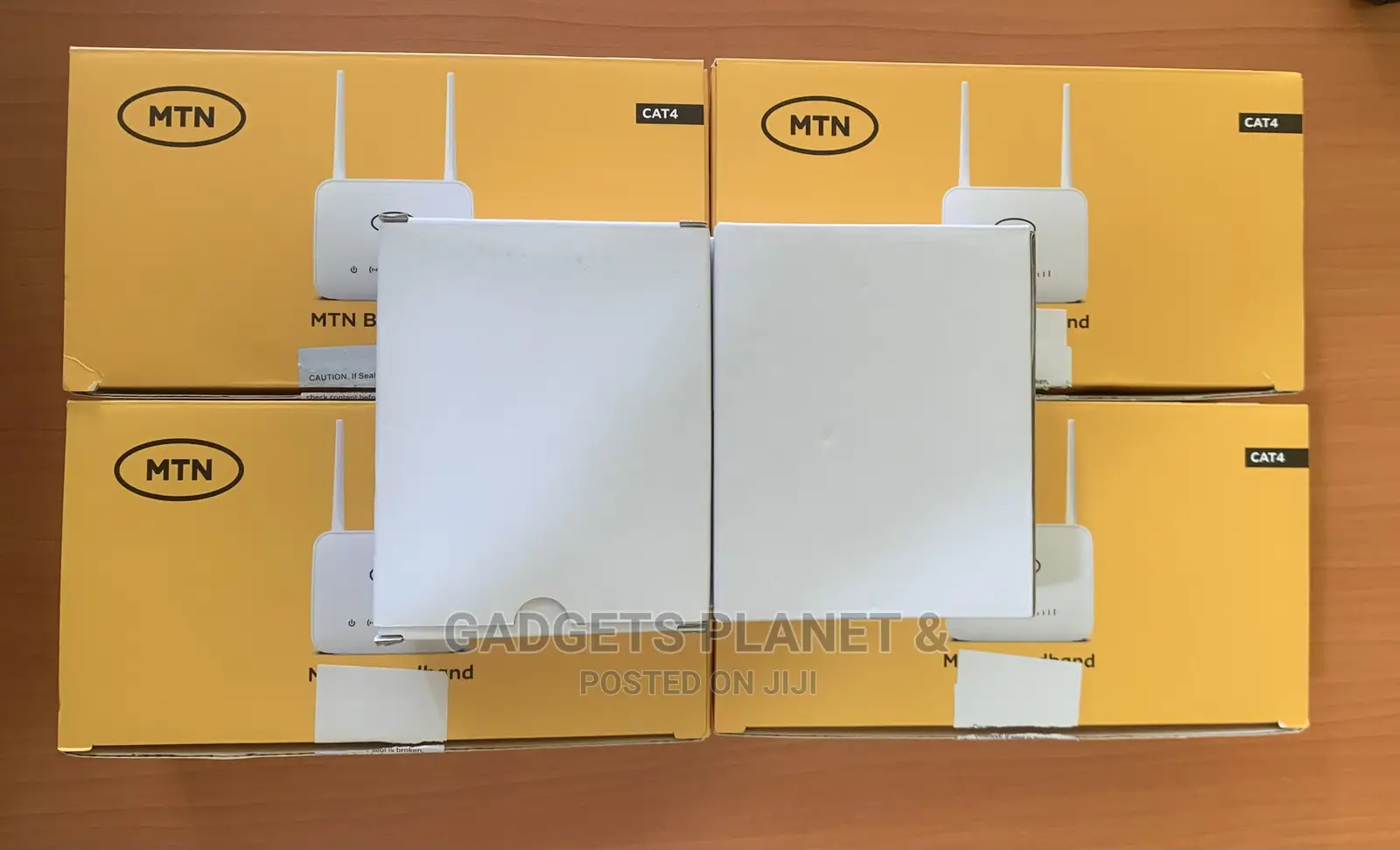 ZLT S20 Cat 4 Universal Router With UPS - Connects 32