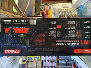4 in 1 Keyboard,Headset,Pad Mouse Fr Gamers Fantasy Edition