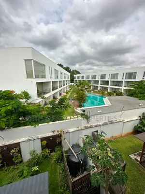 5bdrm Townhouse / Terrace in Skm, US Embassy Area for rent