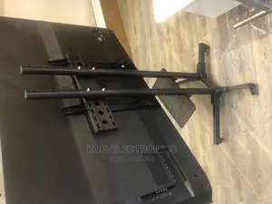 Universal New Mobile TV Stand/Trolley for LED/LCD 32-70"