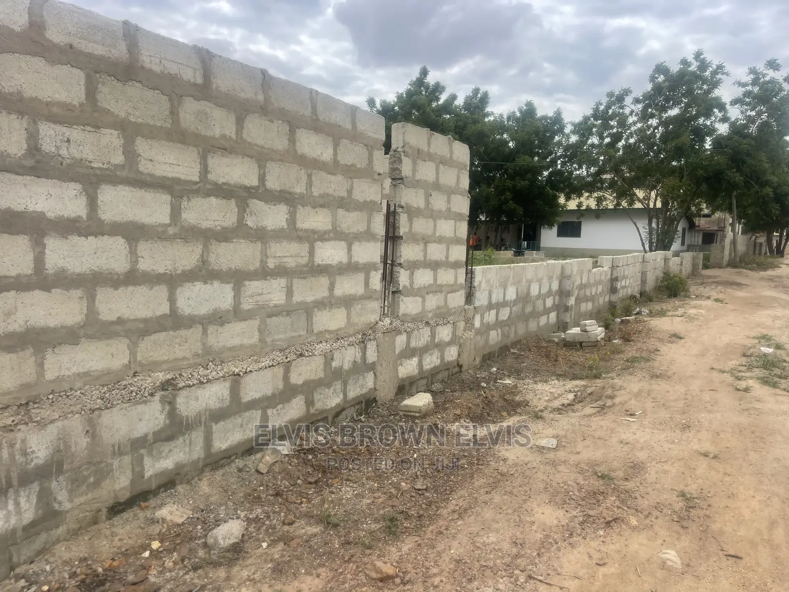 Genuine Plot of Land for Sale at Santeo After Leg Hills