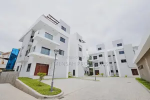 Furnished 5bdrm Townhouse / Terrace in Airport Residential Area