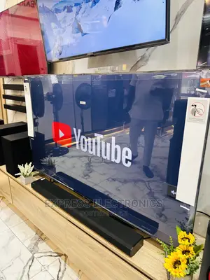 Glossy UHD QLED Android 60c645 Tv 