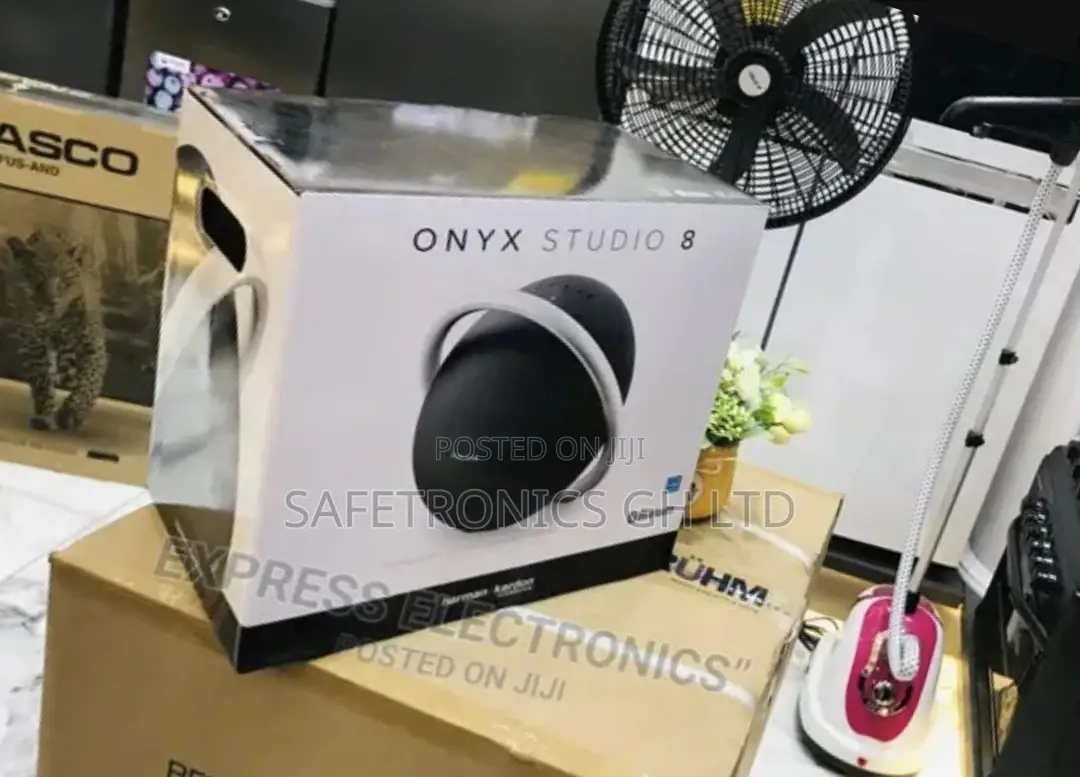 Adjustable Harman Kardon Onyx Studio8 Bluetooth