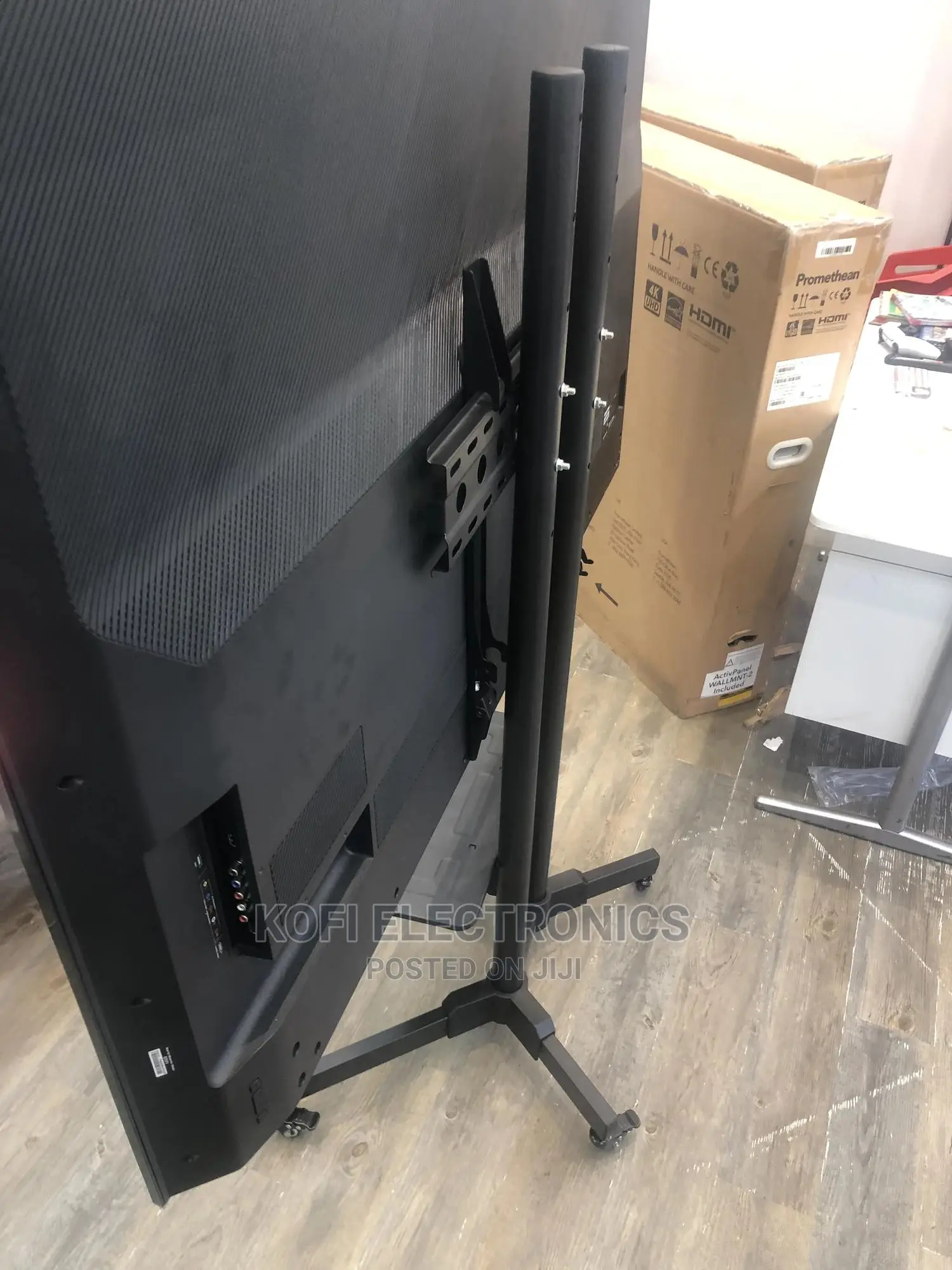 (Trolley Stand) TV Bracket With Shelf and Wheels 32-70
