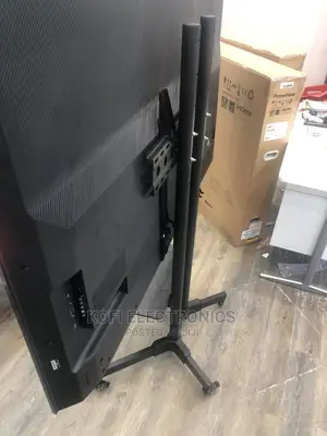 (Trolley Stand) TV Bracket With Shelf and Wheels 32-70
