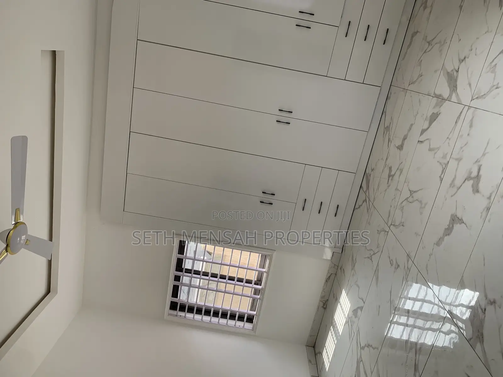 5bdrm House in Achimota for sale