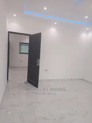 3bdrm Apartment in The Dorns Properties, New Town for rent