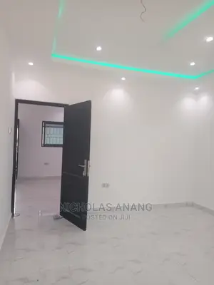 3bdrm Apartment in The Dorns Properties, New Town for rent
