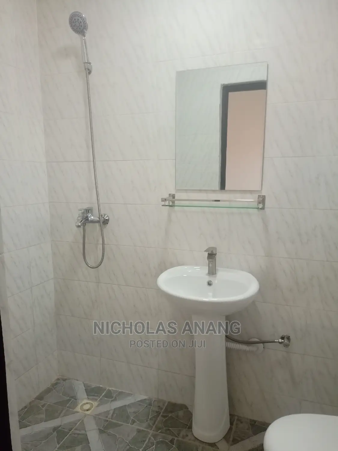 3bdrm Apartment in The Dorns Properties, New Town for rent